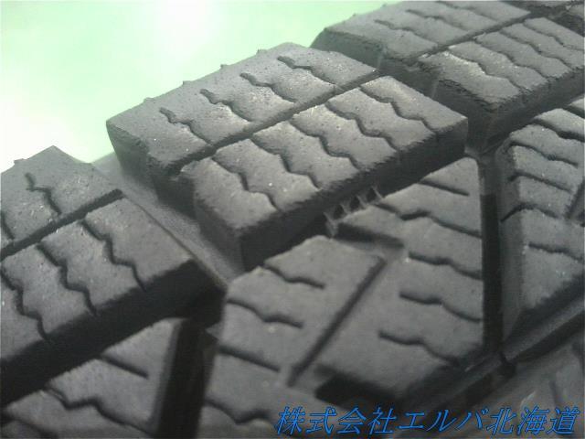 ダンロップ／ウィンターマックスＷＭ０３  １５５／８０Ｒ１３  ２０年　スタッドレス　１本のみ