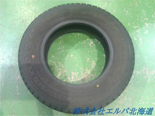 ダンロップ／ウィンターマックスＷＭ０３  １５５／８０Ｒ１３  ２０年　スタッドレス　１本のみ