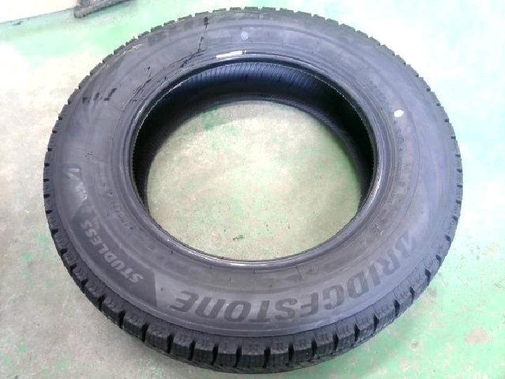 １６５／７０Ｒ１４　１８年