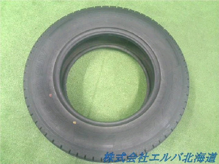 ２１５／７０Ｒ１６　２２年